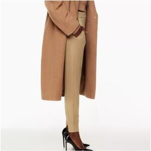 Aritzia Size M Babaton Rodin Knit Joggers in Gold Camel